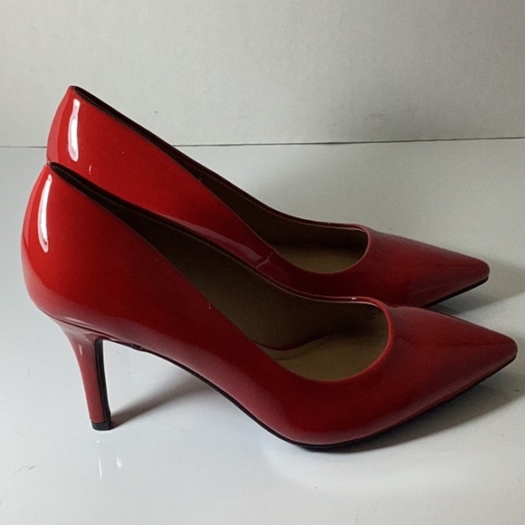 INC International Concepts Women's Zitah Pointed Toe Pumps, - Picture 6 of 10